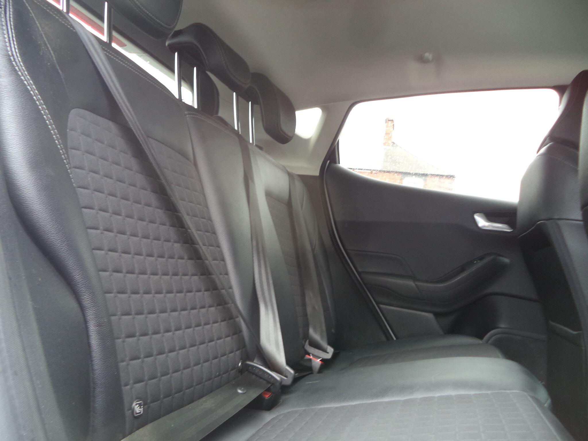 Ford Fiesta view 36