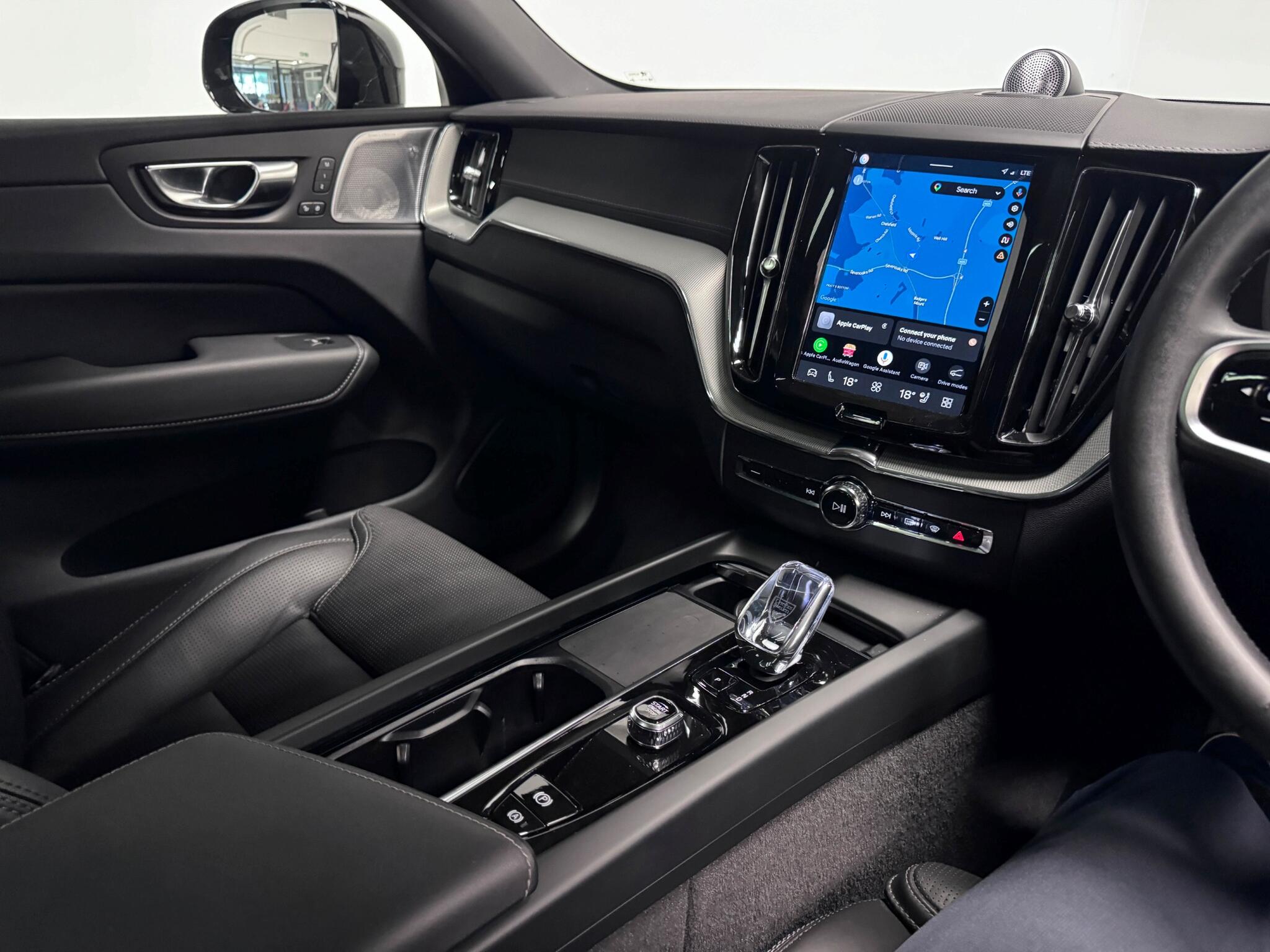 Volvo XC60 view 37