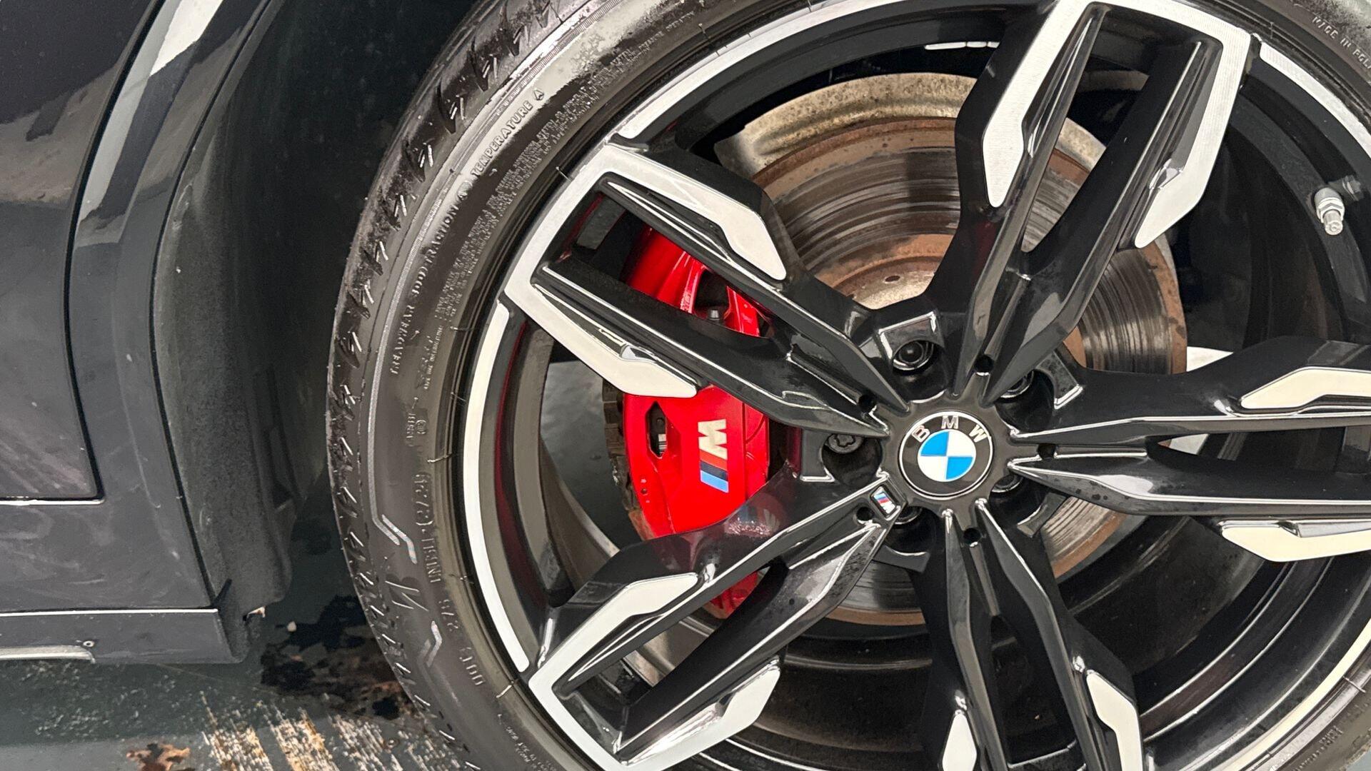 BMW X4 view 35