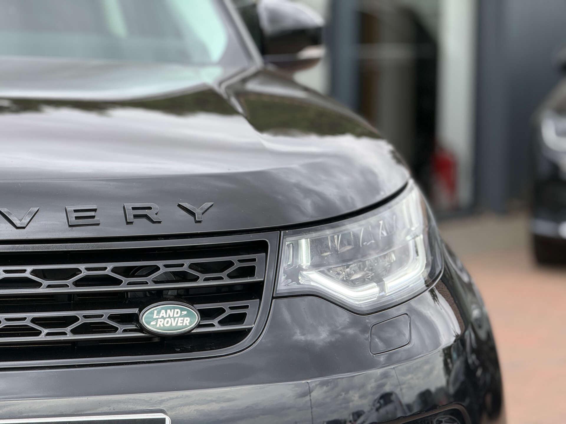 Land Rover Discovery view 17