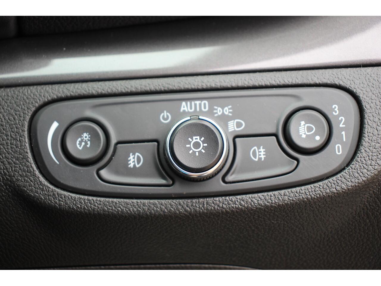 Vauxhall Mokka X view 32