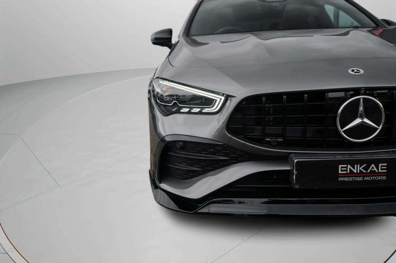 Mercedes-Benz Cla view 10