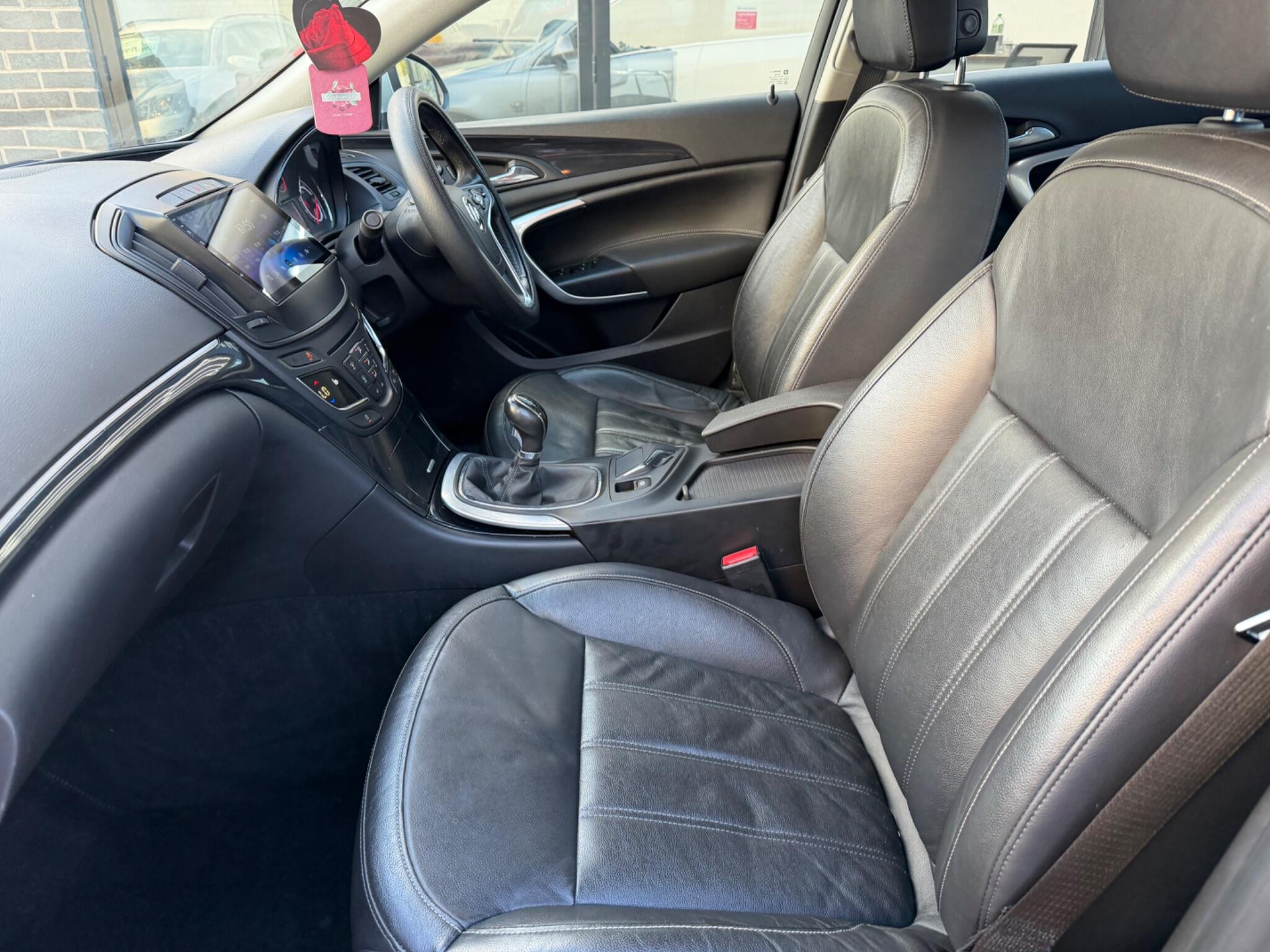 Vauxhall Insignia view 53