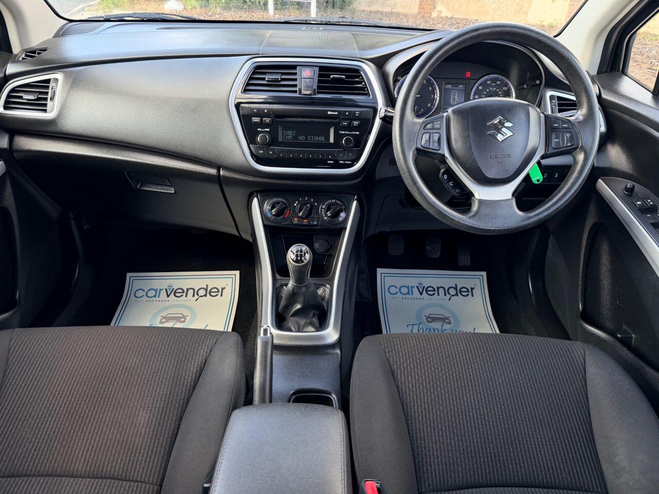 Suzuki SX4 S-Cross view 4