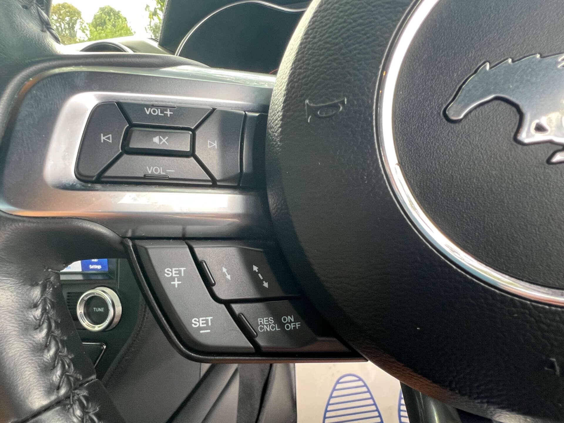 Ford Mustang view 50