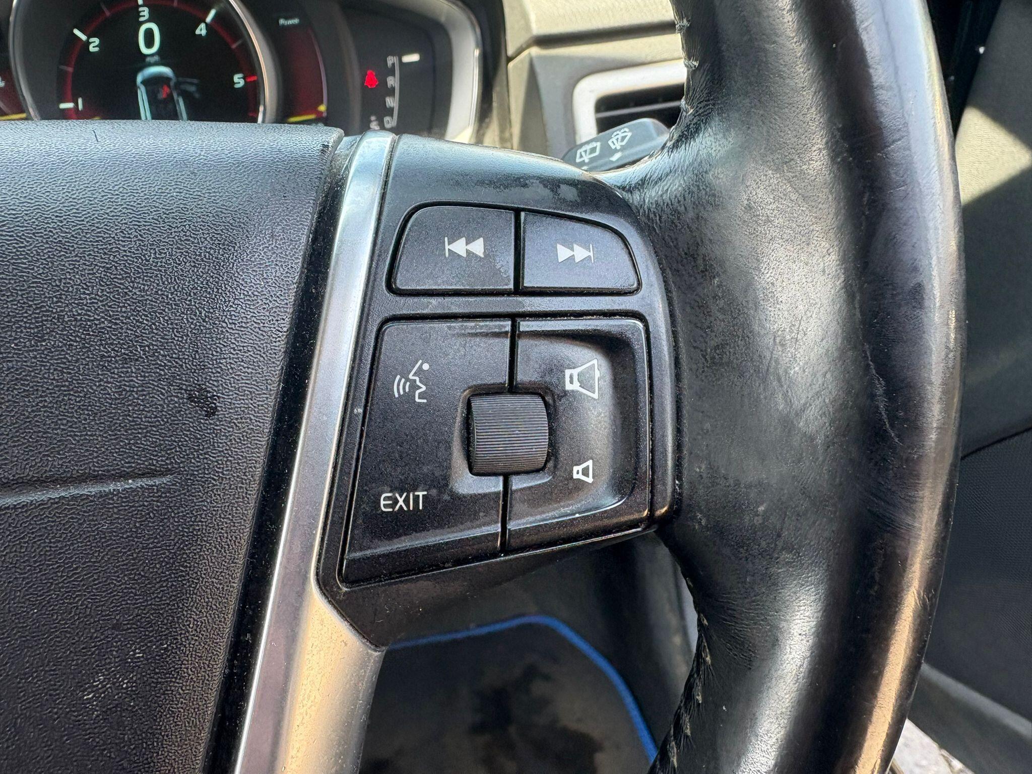 Volvo V70 view 23