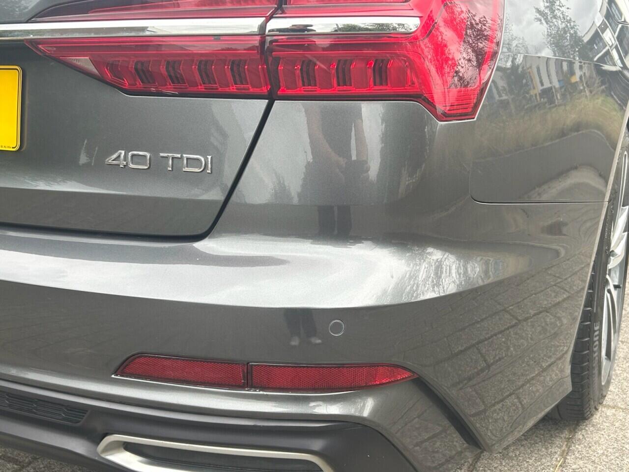 Audi A6 view 15
