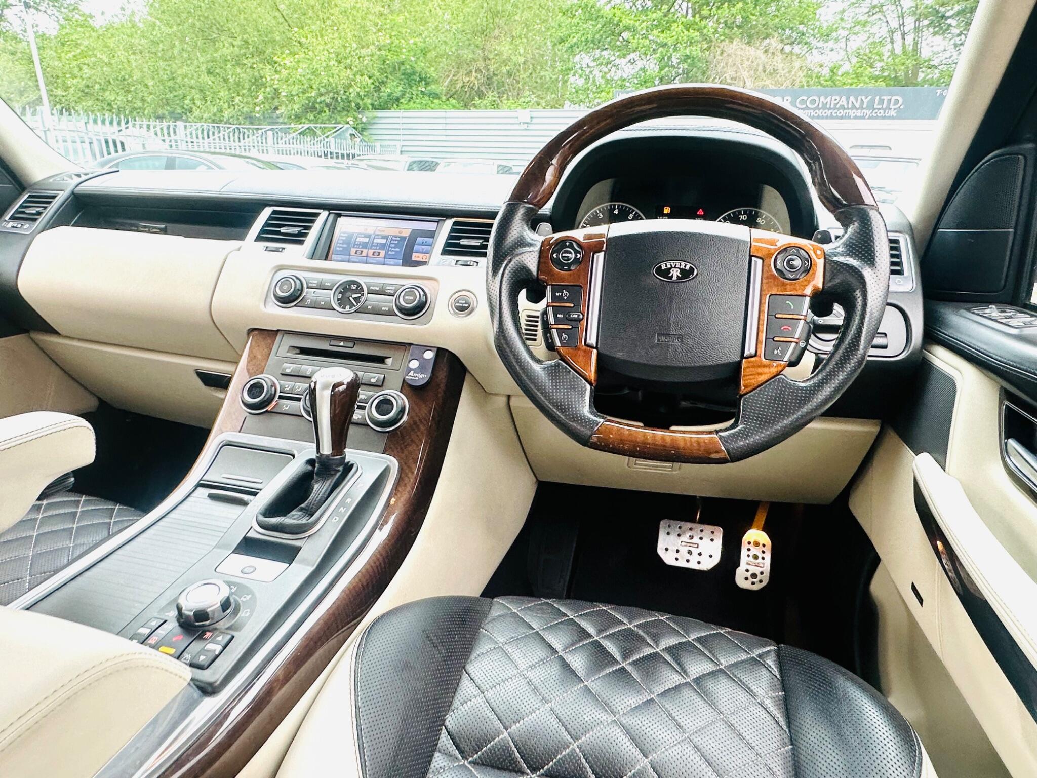 Land Rover Range Rover Sport view 34