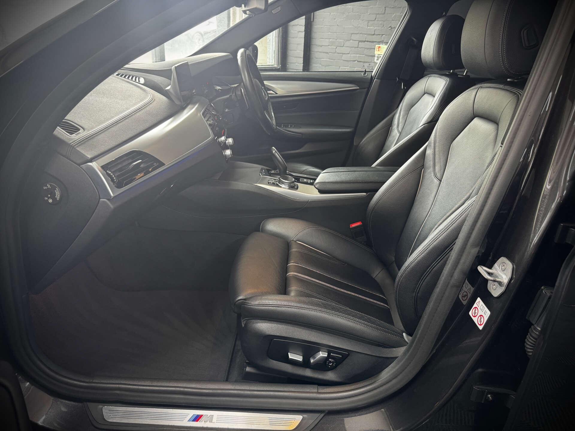 BMW 5 Series view 56