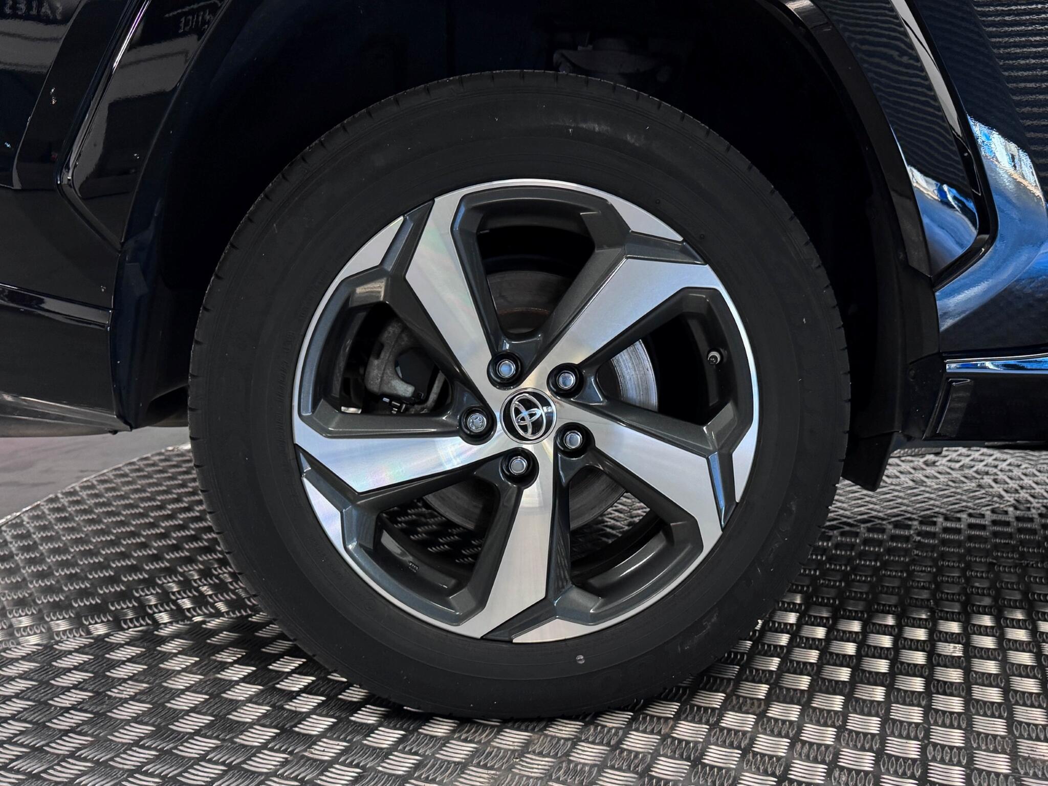 Toyota RAV4 view 46