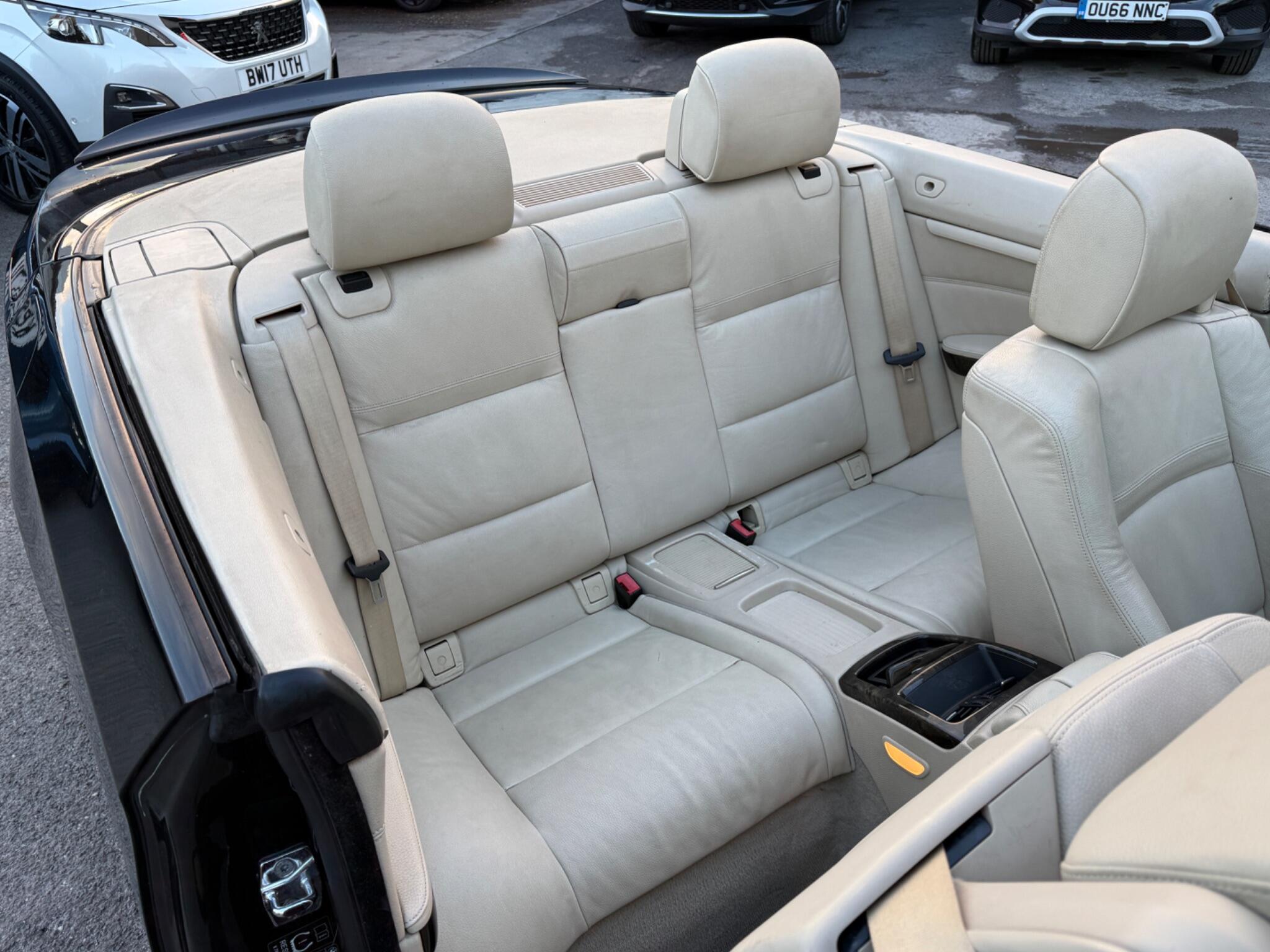 BMW 3 Series - Image 32