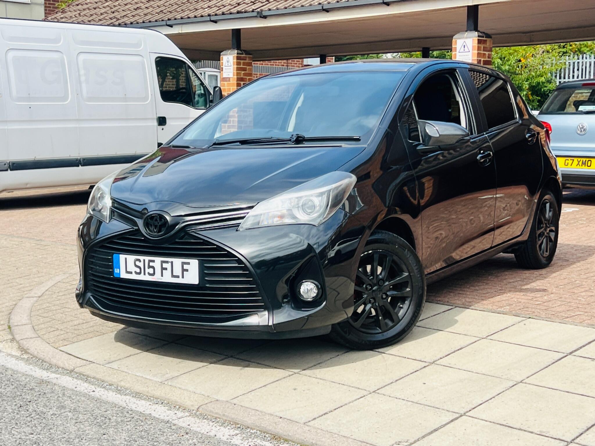 Toyota Yaris view 11