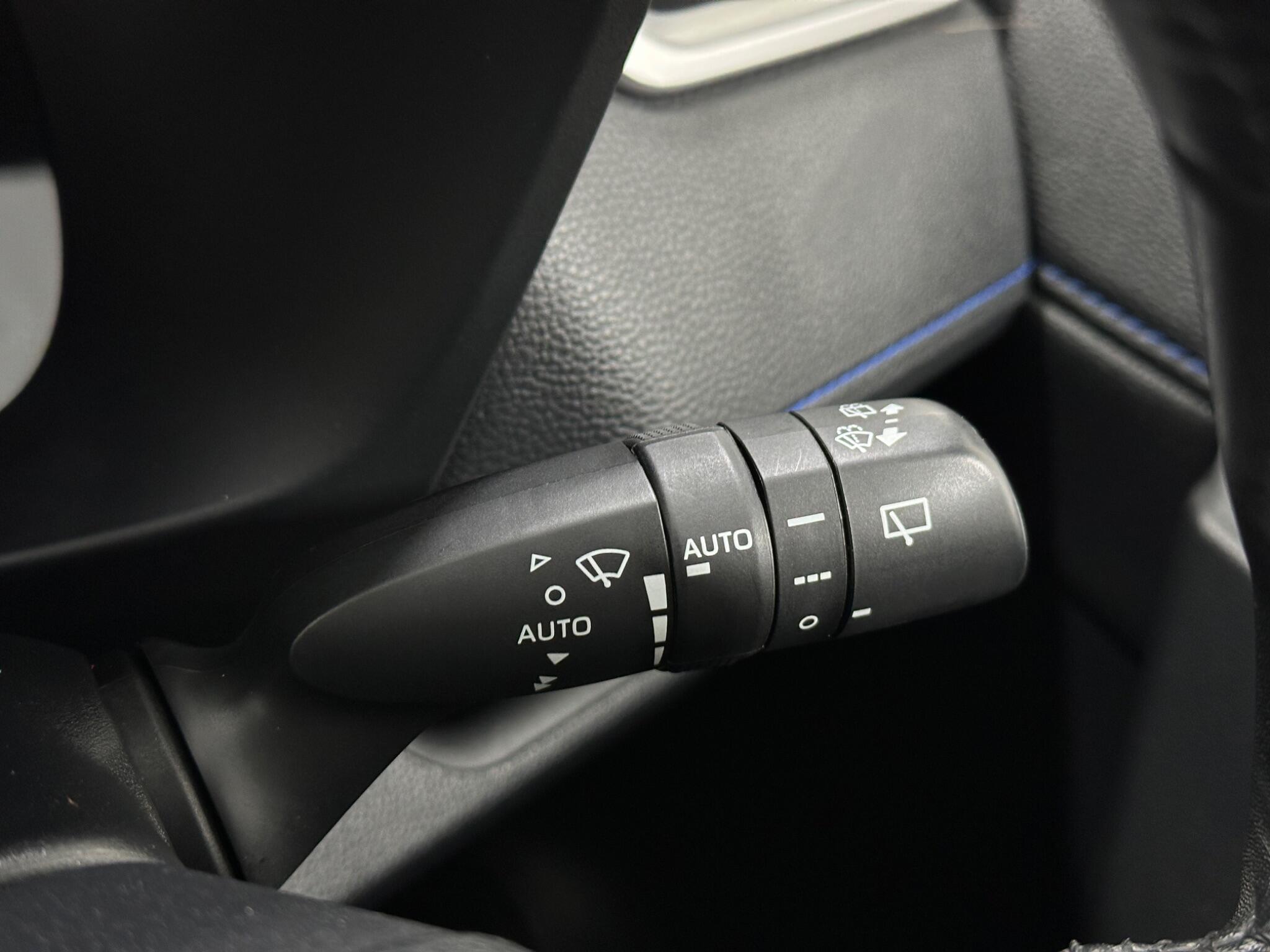Toyota Rav4 view 17