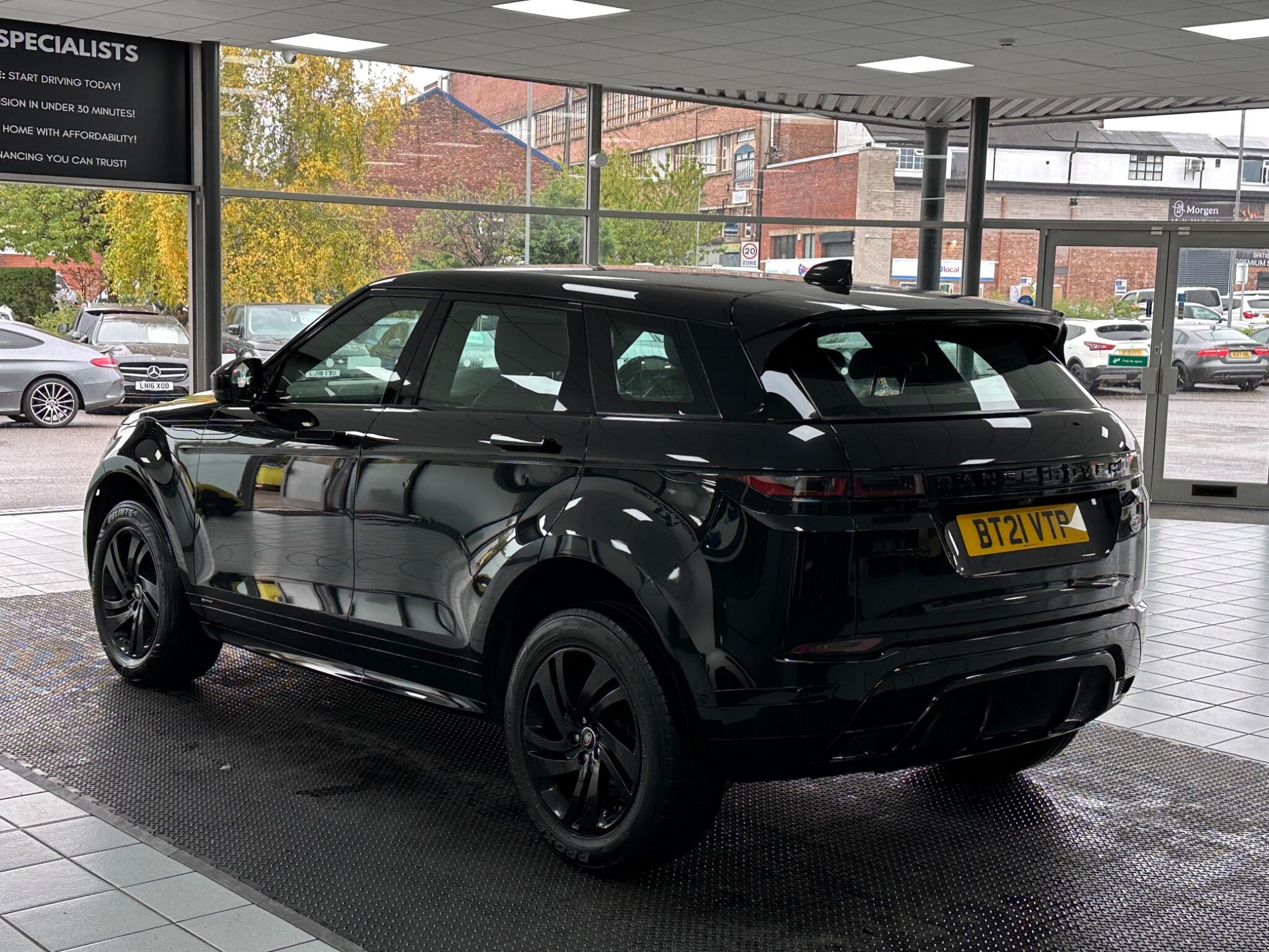 Land Rover Range Rover Evoque view 9