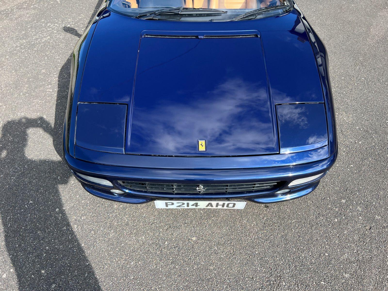 Ferrari F355 view 58