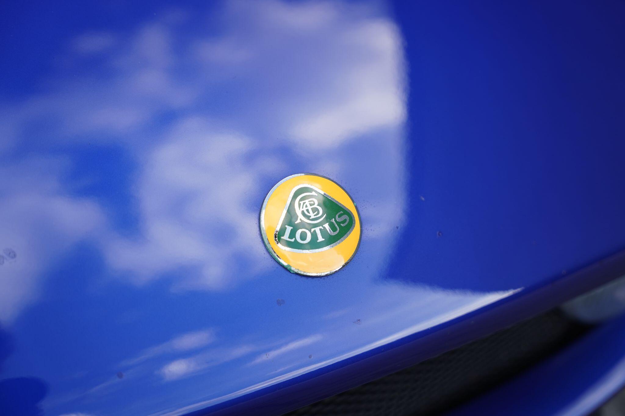 Lotus Elise view 31
