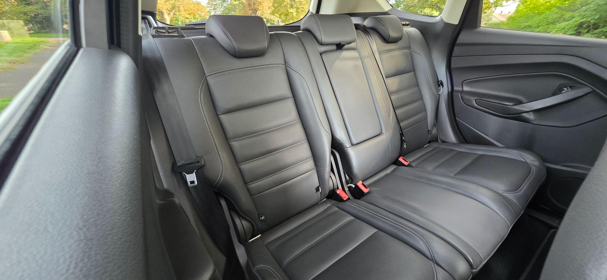 Ford Kuga view 31