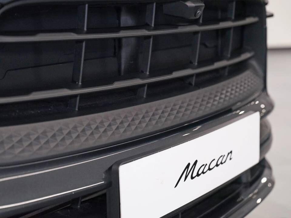 Porsche Macan view 47