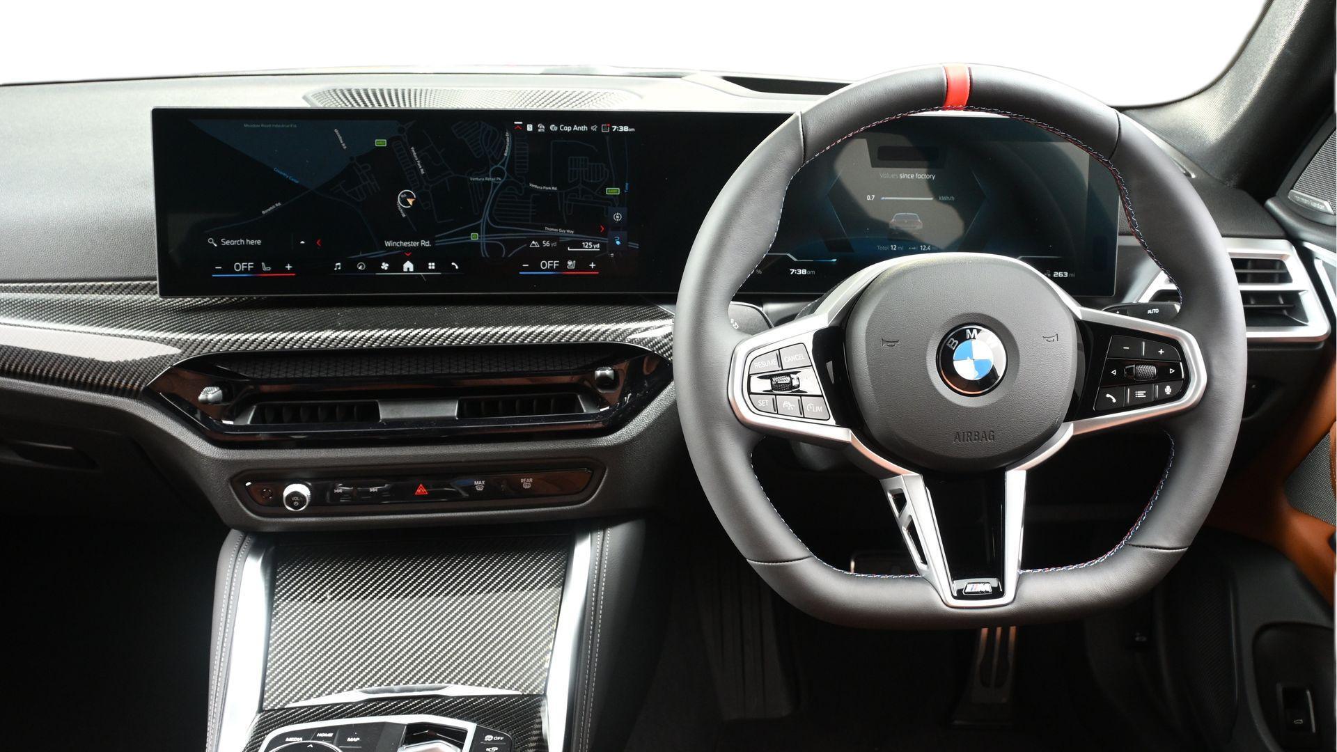 BMW i4 view 5