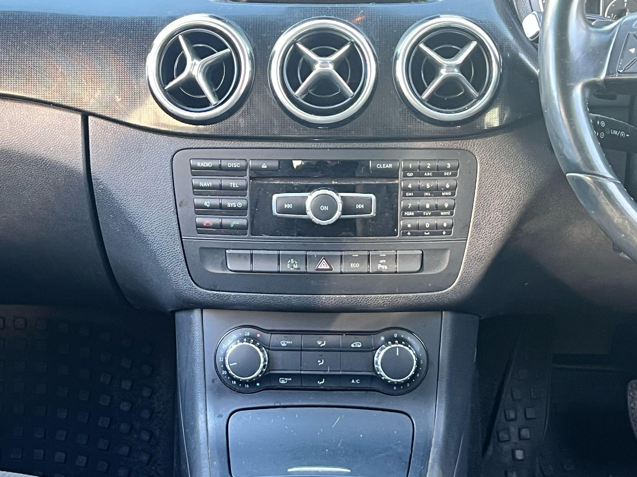 Mercedes-Benz B-Class view 8