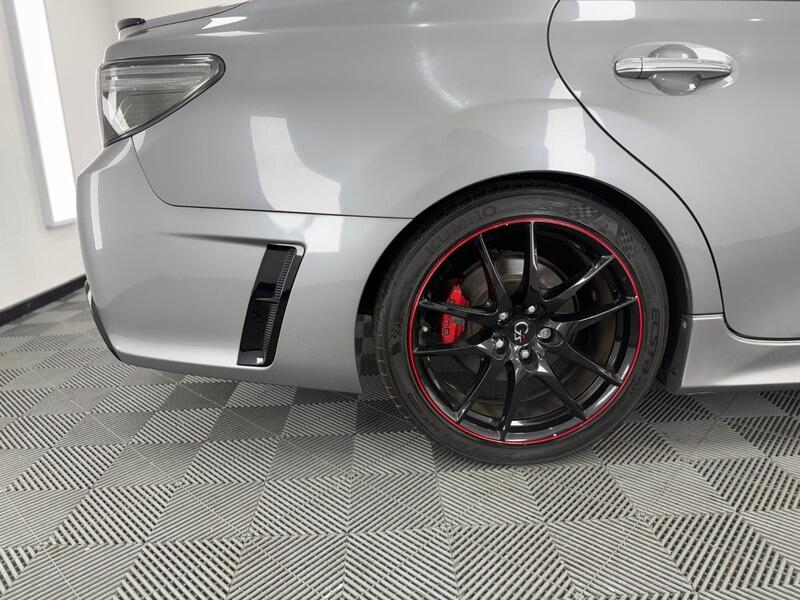 2013 Toyota Mark X image 9