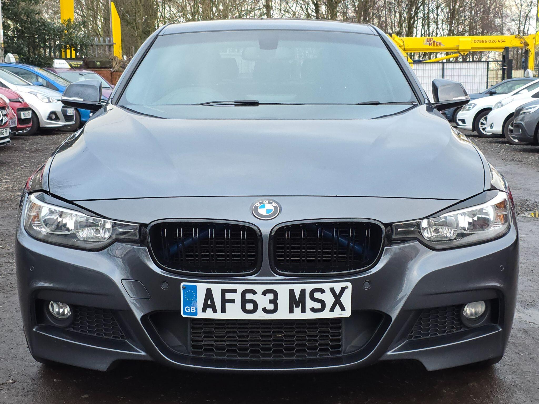 2013 BMW 3 Series image 2