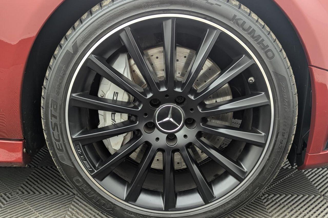 Mercedes-Benz C-Class view 58