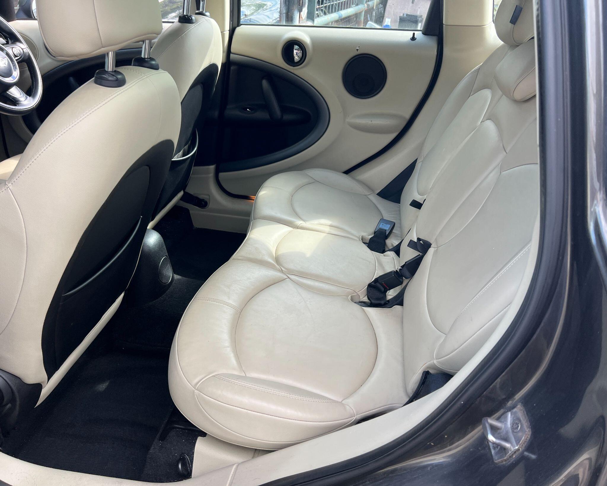 Mini Countryman view 14