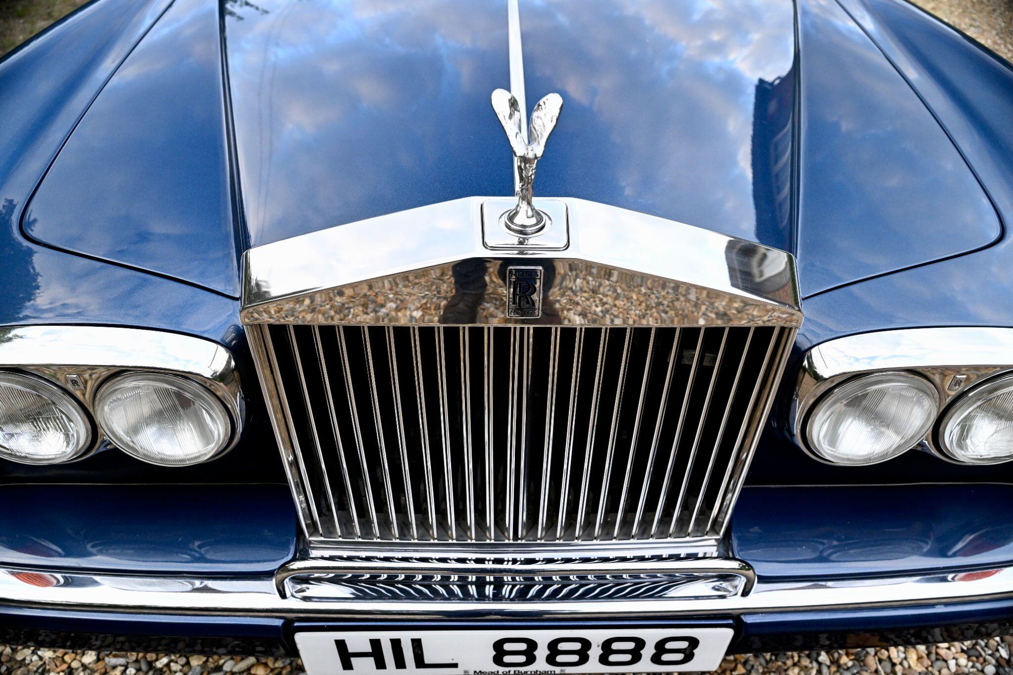 Rolls-Royce Corniche view 11