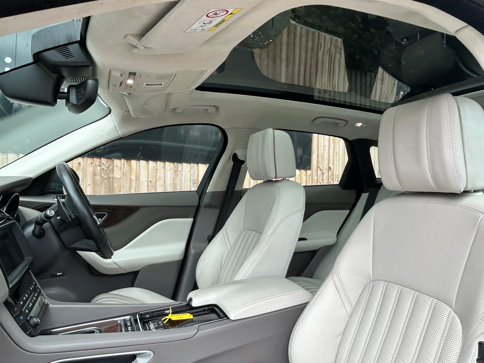 Jaguar F-Pace view 4