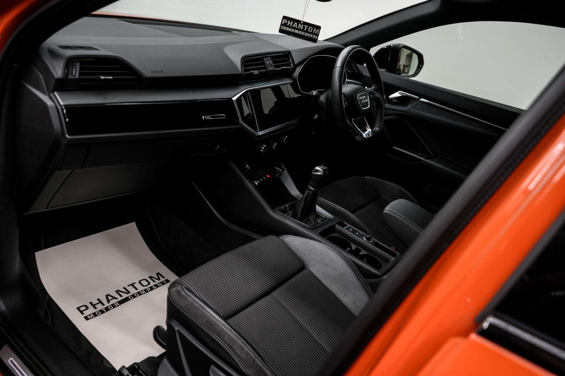 Audi Q3 view 19