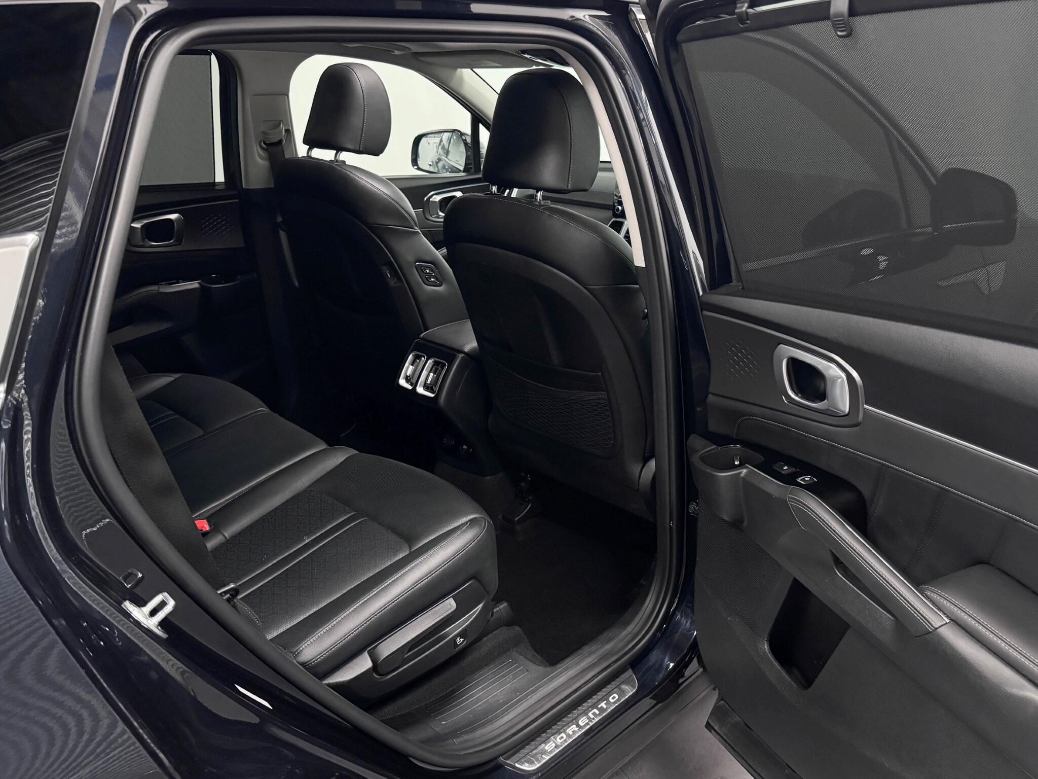 Kia Sorento view 32