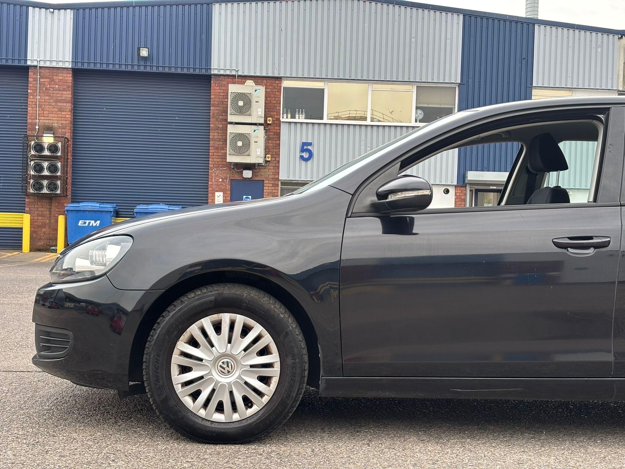 Volkswagen Golf view 63