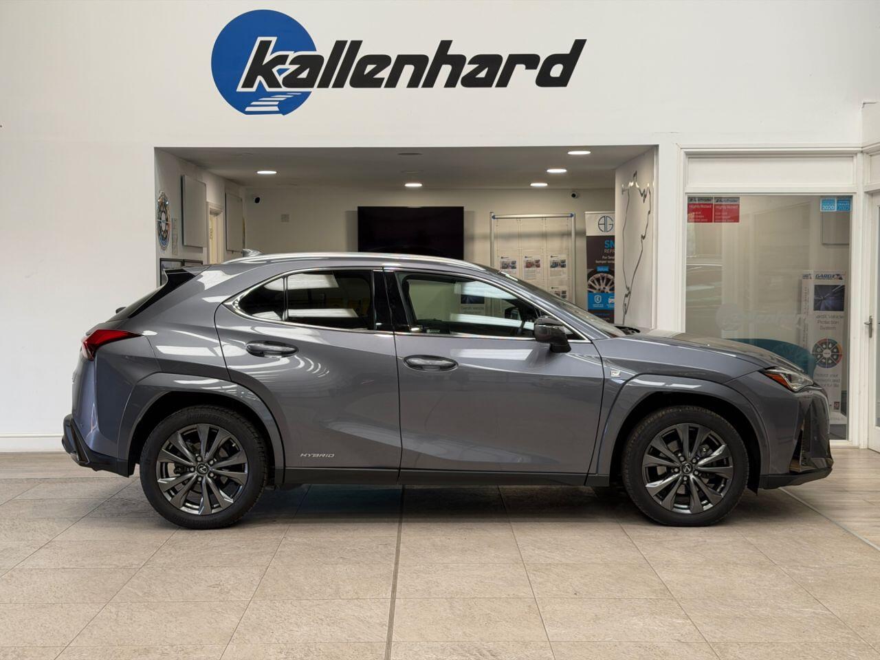 Lexus Ux view 24