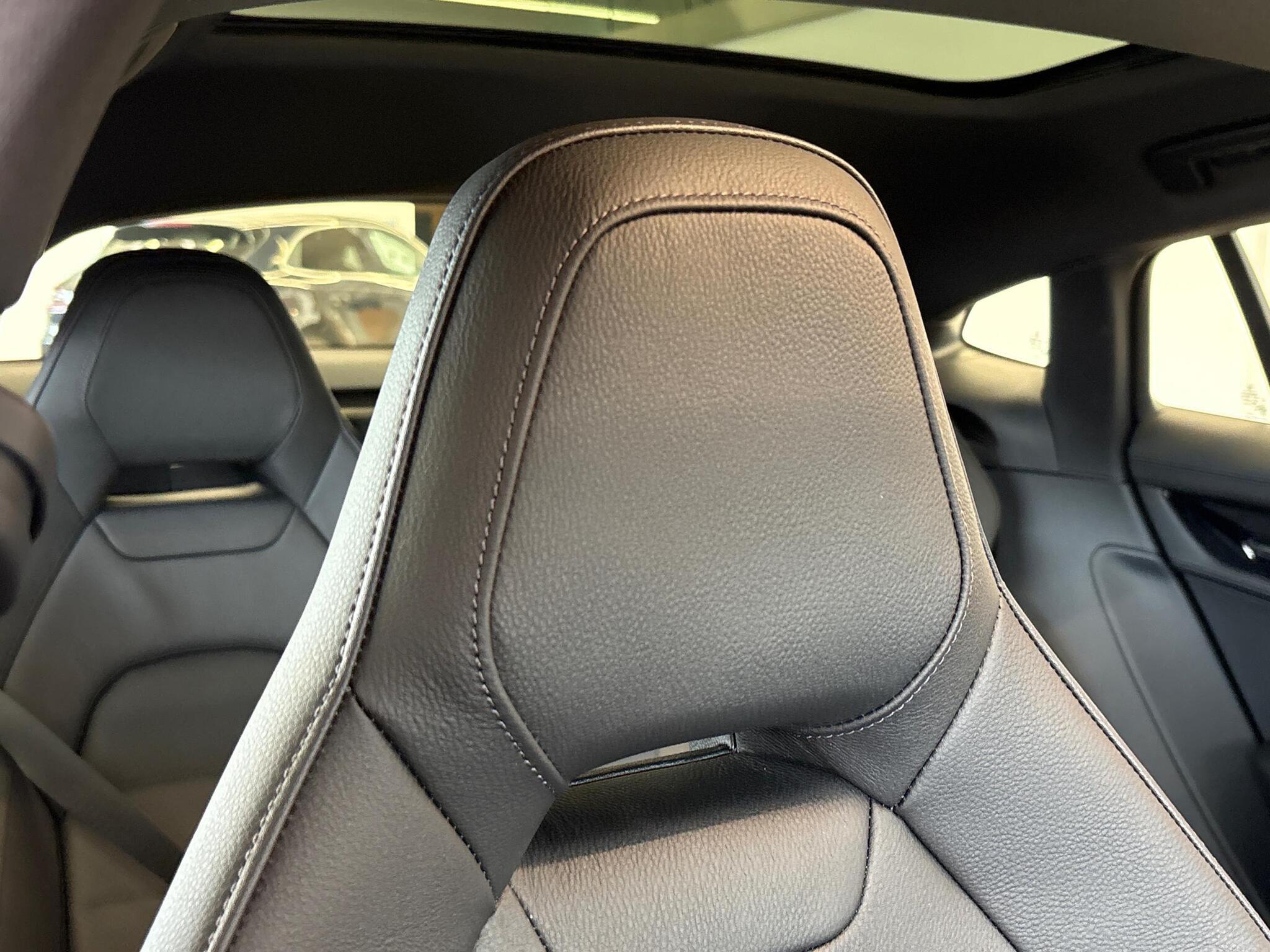 Porsche Panamera view 15