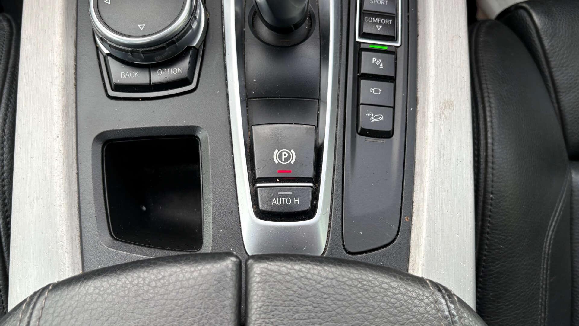BMW X5 view 39