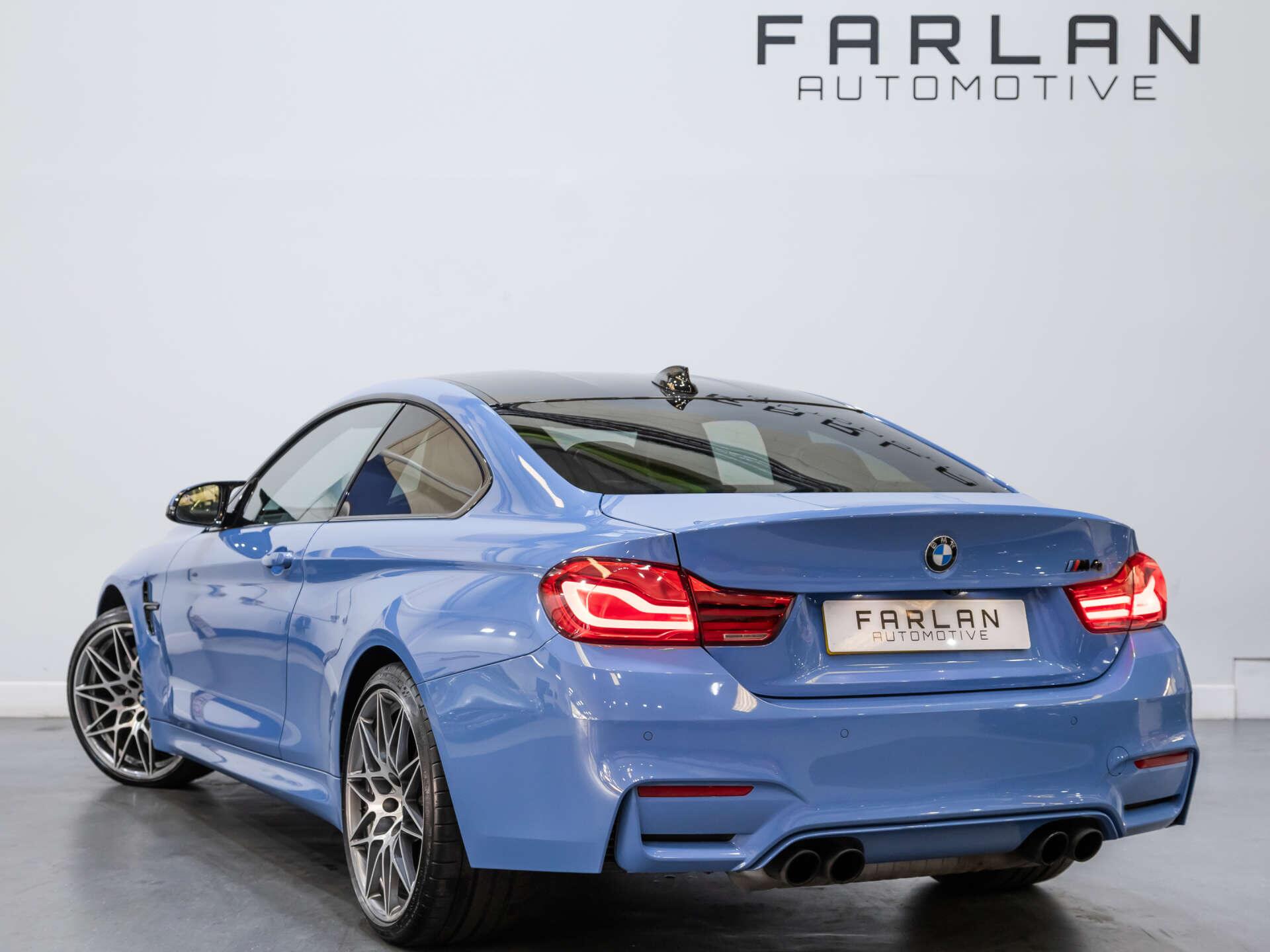 BMW M4 view 5