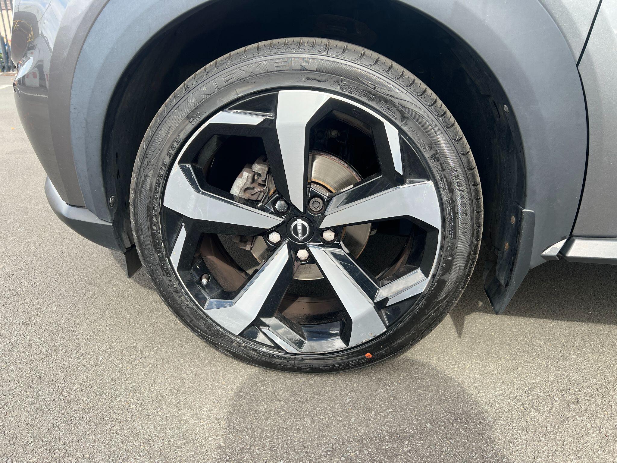 Nissan Juke view 35