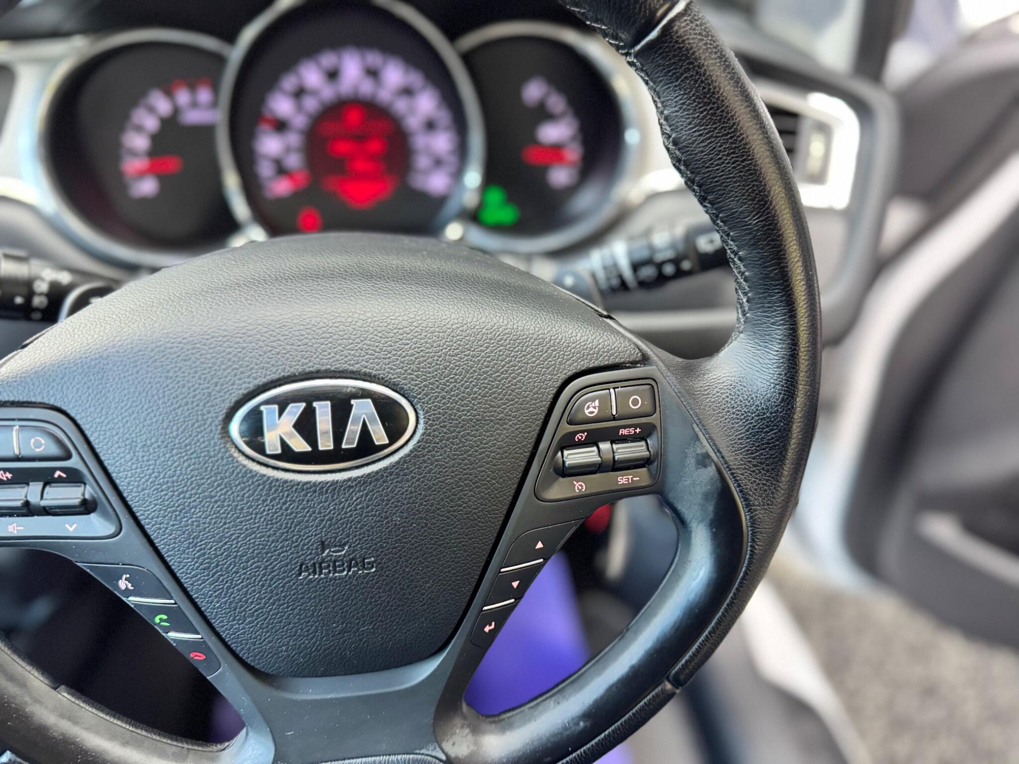 Kia Proceed view 40