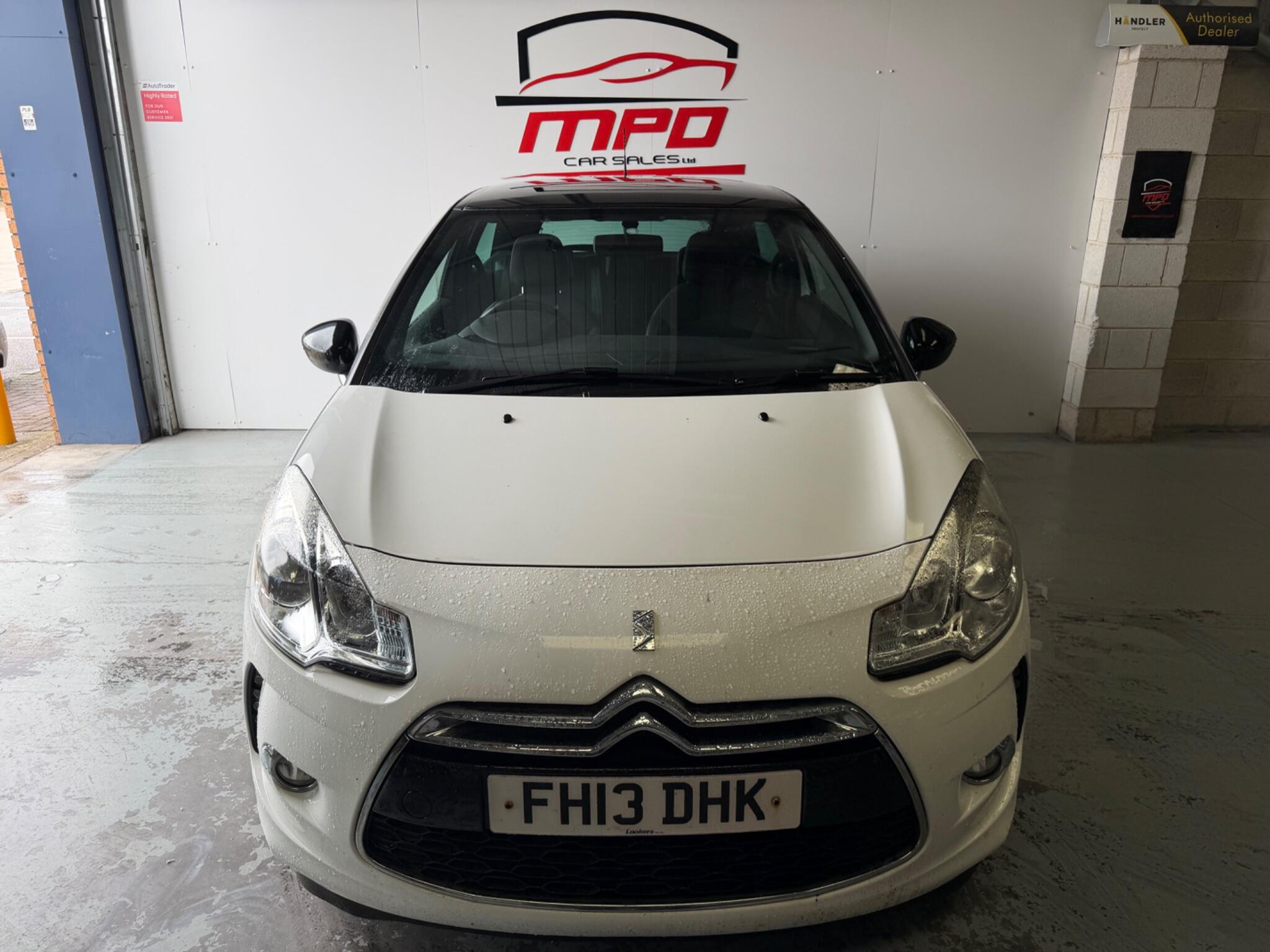Citroen DS3 view 3