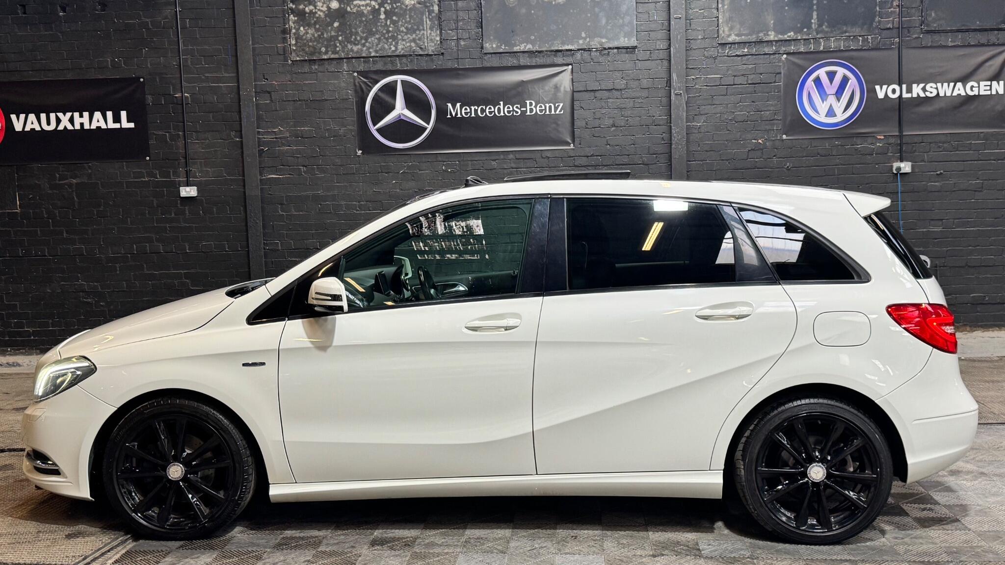 Mercedes-Benz B Class view 9
