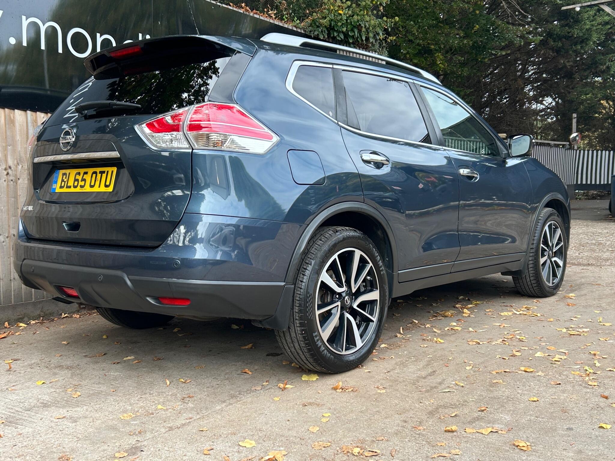 Nissan X-Trail view 19