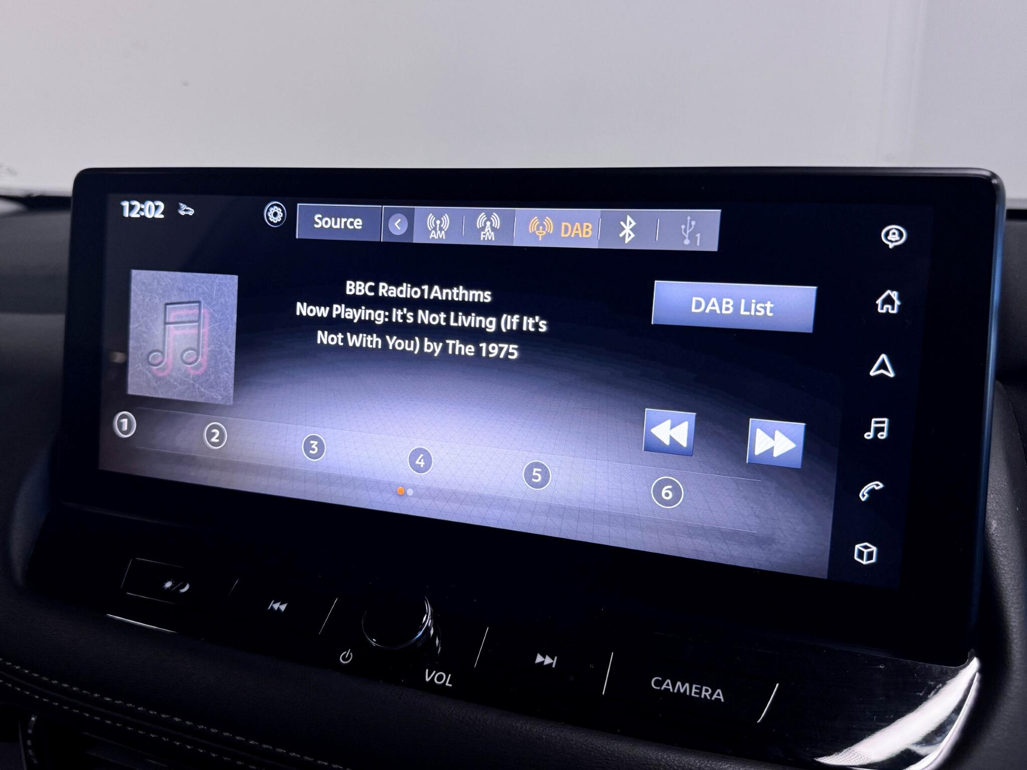 Nissan X-Trail view 43