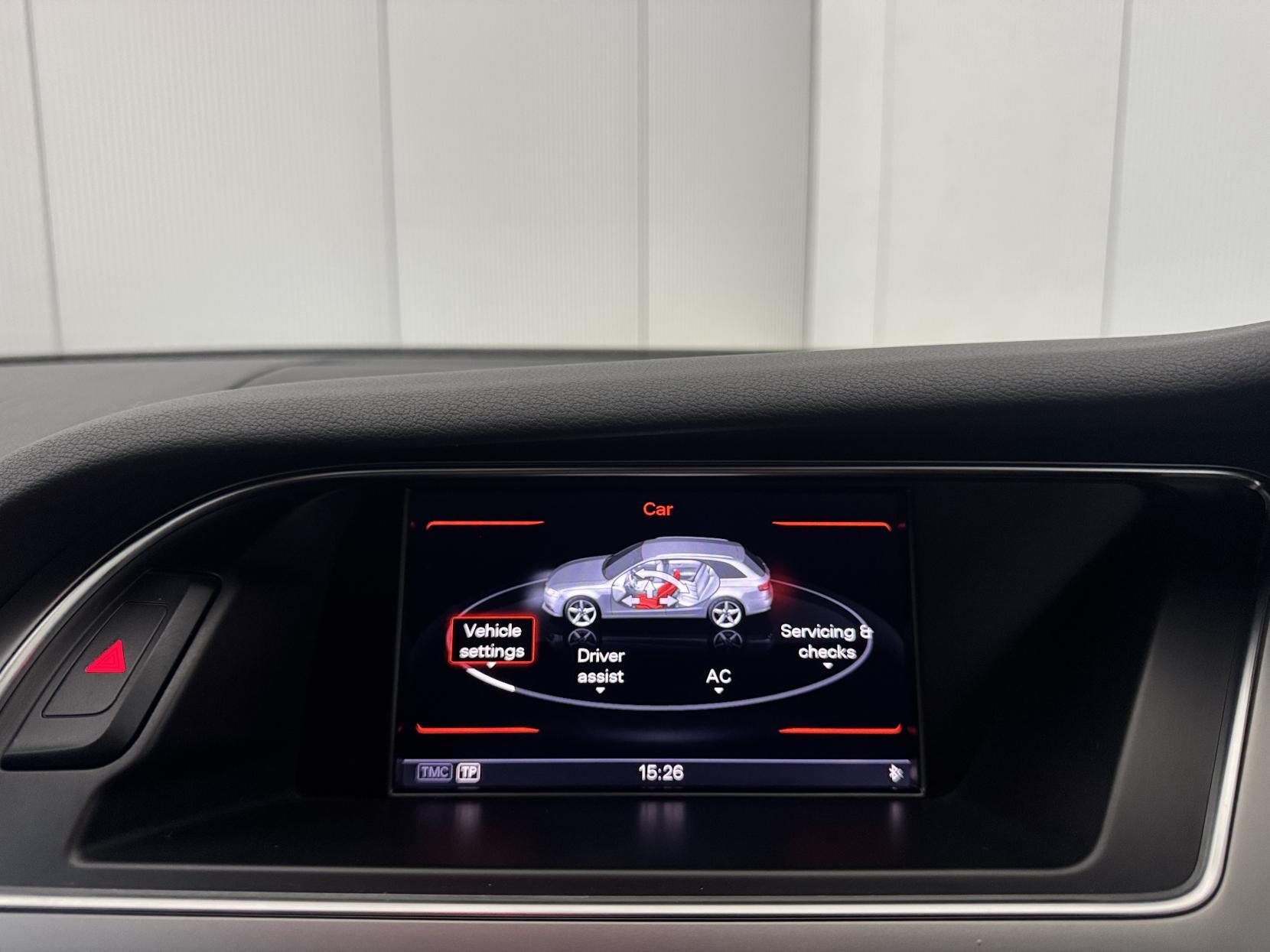 Audi A4 Avant view 64