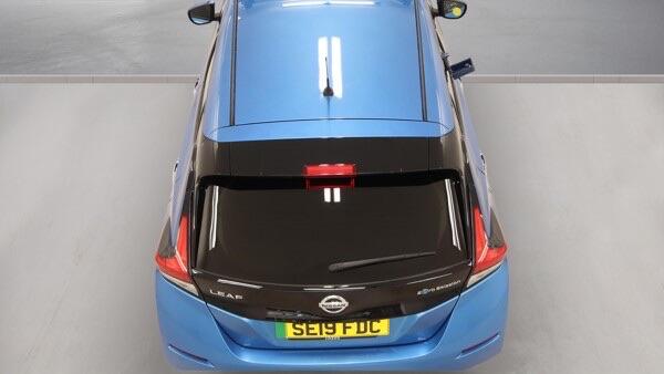 Nissan Leaf view 10