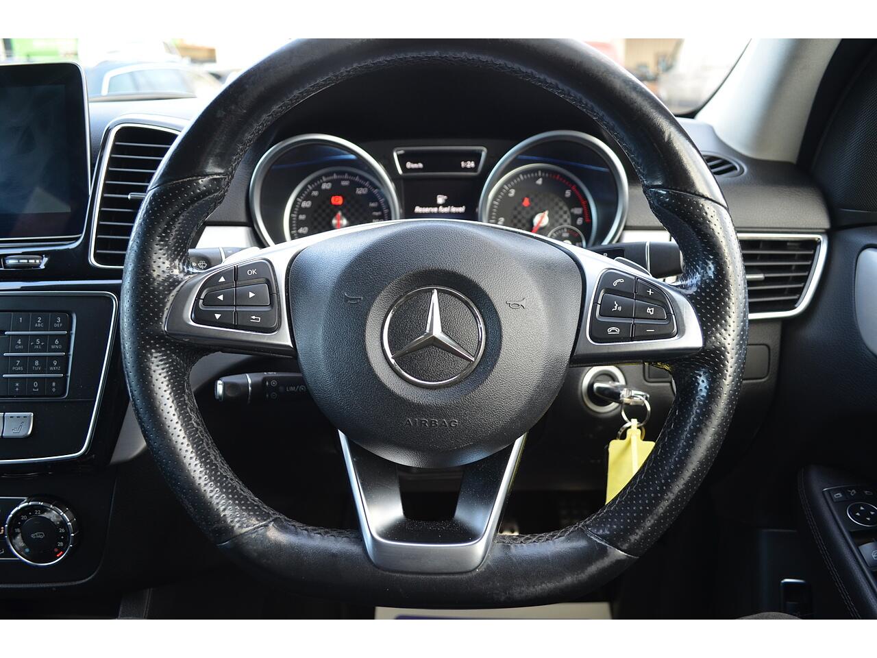 Mercedes-Benz Gle view 15