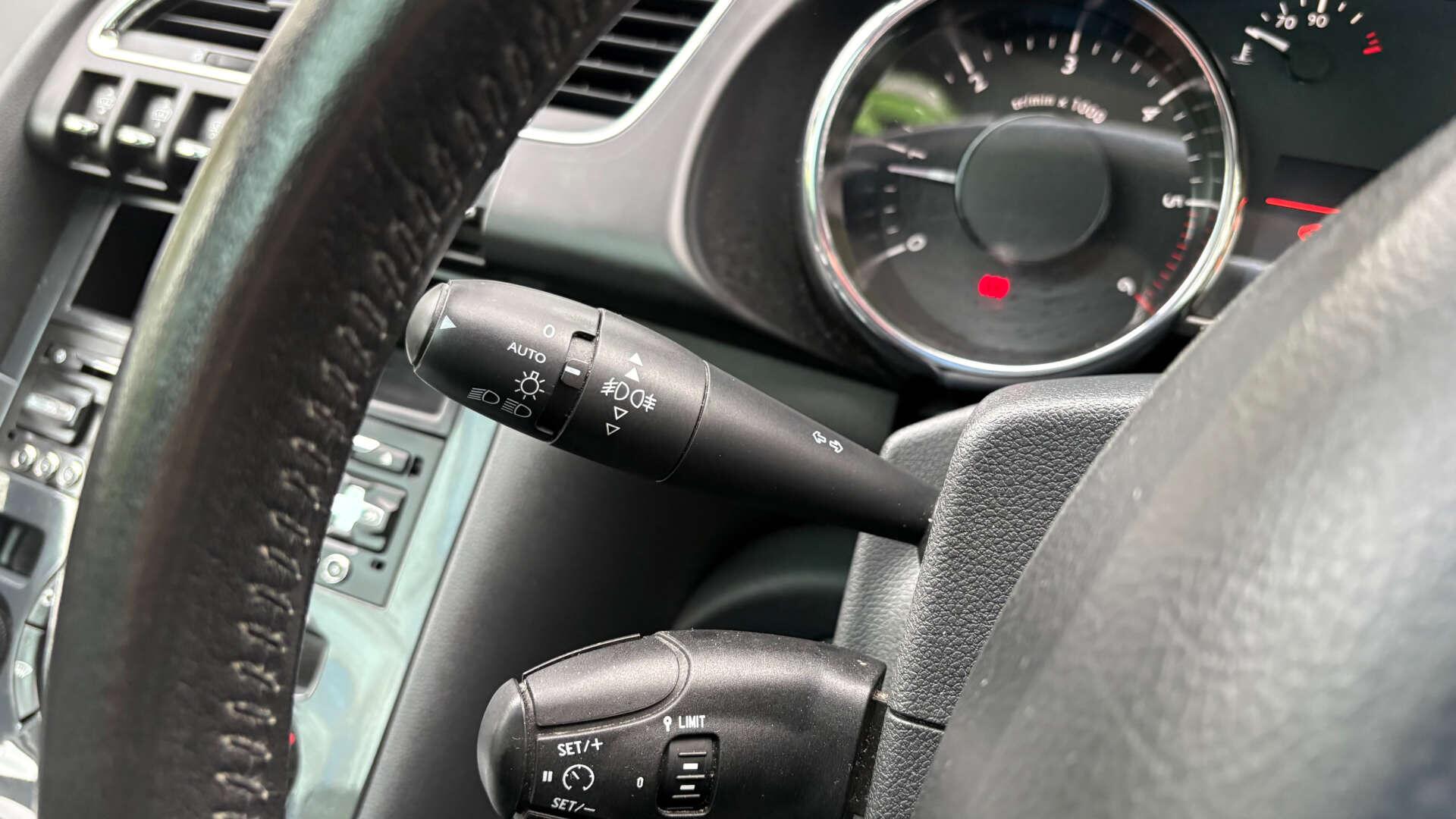 Peugeot 3008 view 19