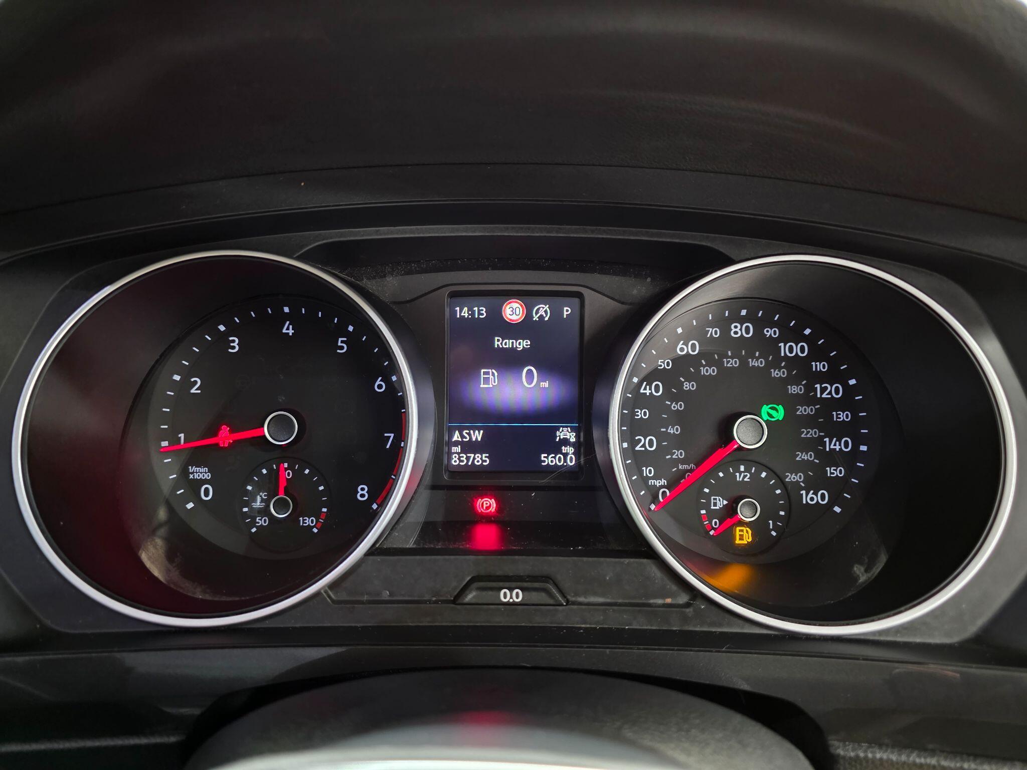 Volkswagen Tiguan view 12