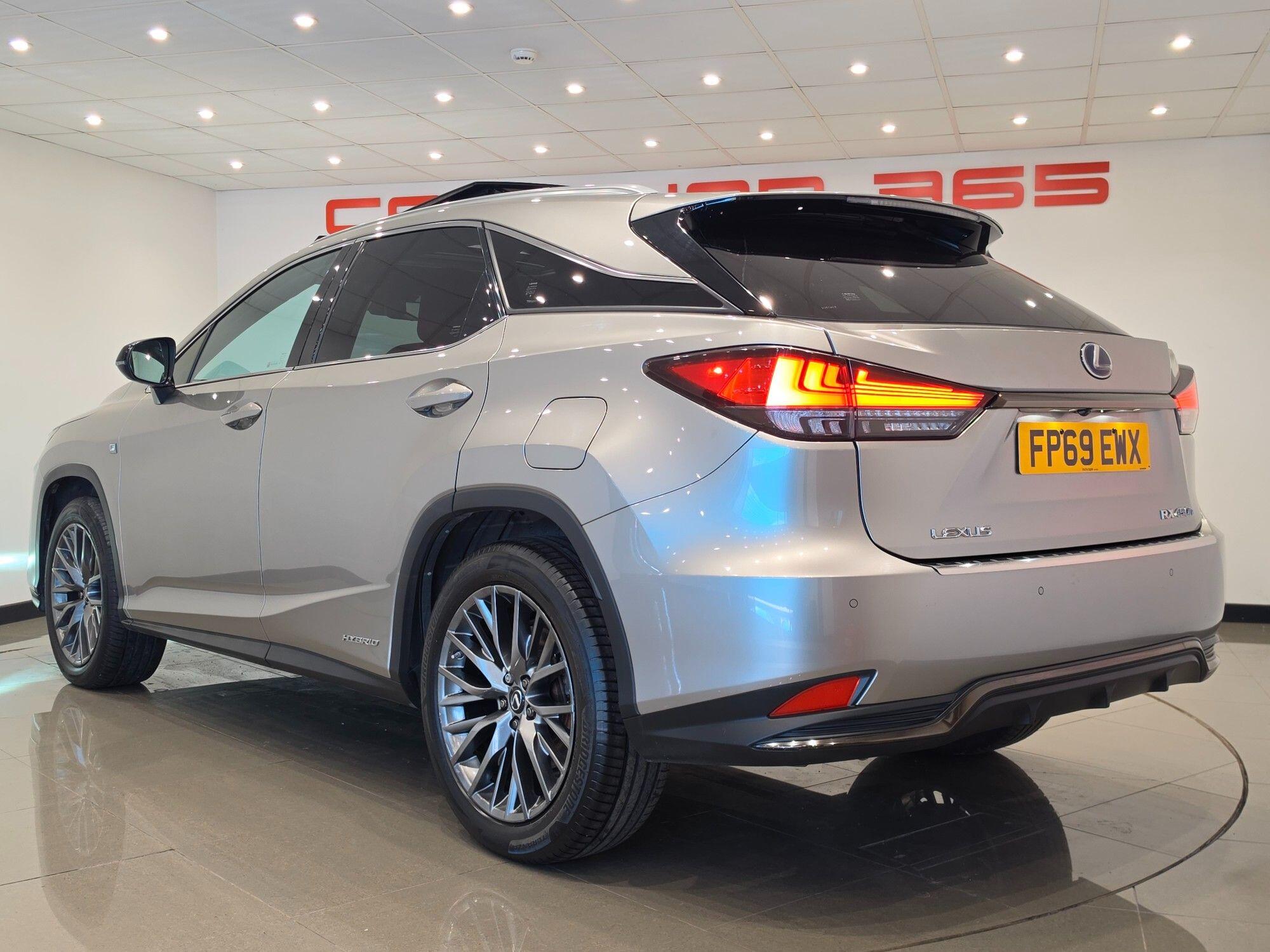 Lexus RX view 17