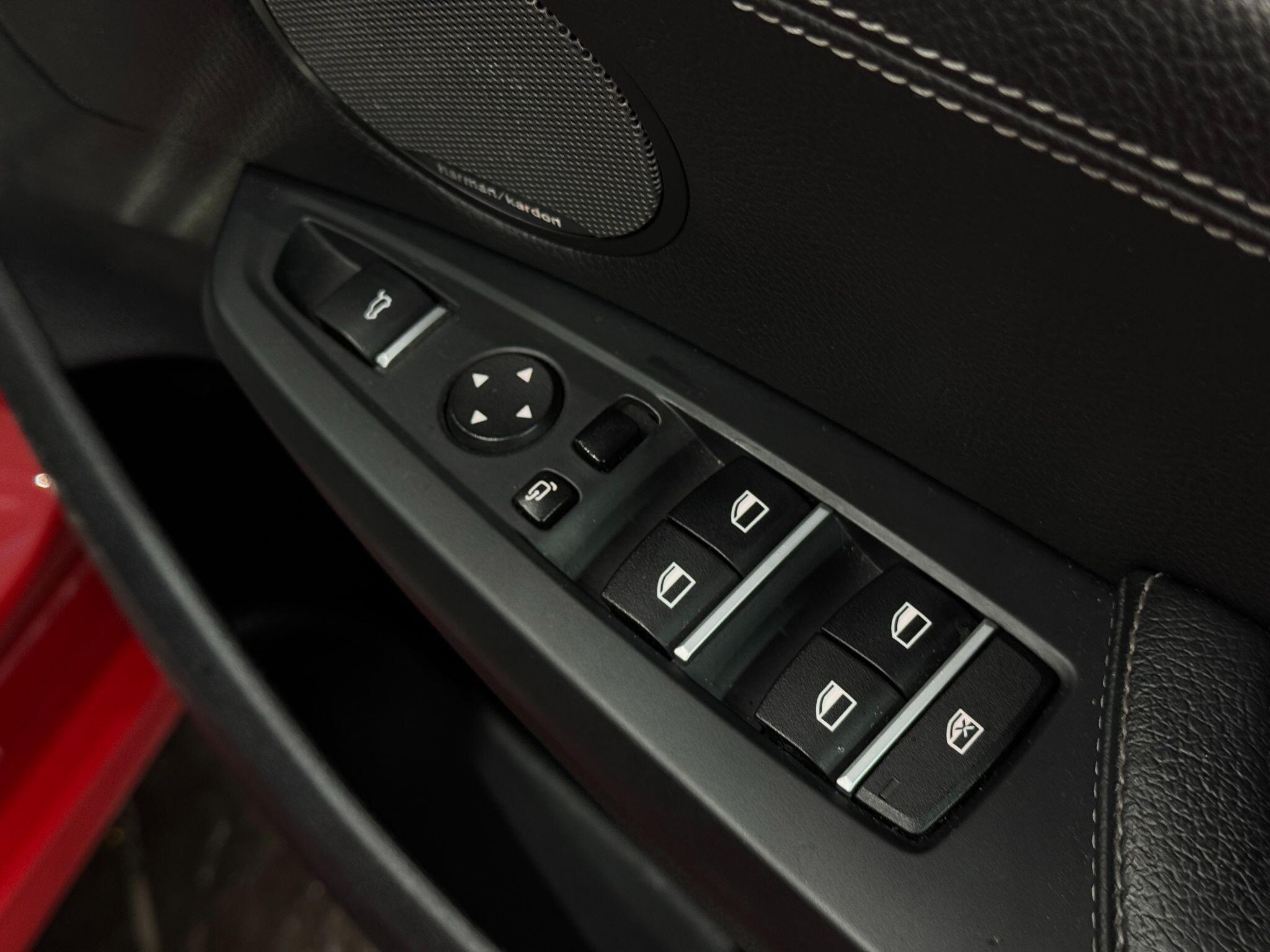 BMW X4 view 26